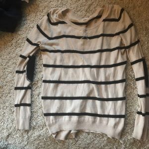 Stripped sweater with elbow pads
